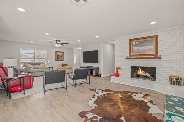6705 Genoa Road, Fort Worth, TX 76116