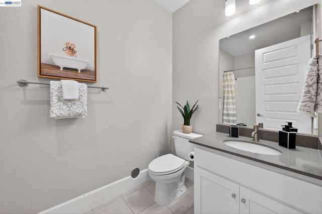 5425 Melissa Ln 221, Dublin, CA 94568