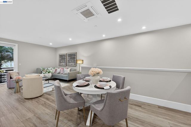 5425 Melissa Ln 221, Dublin, CA 94568