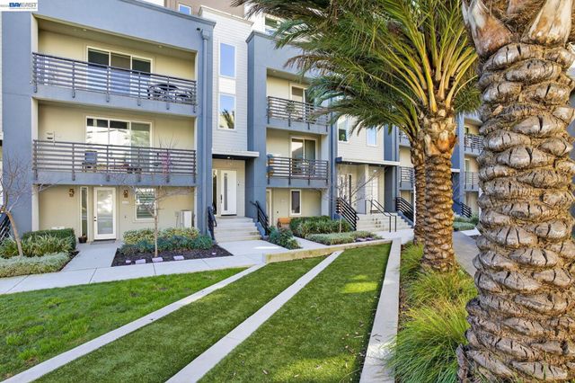 5425 Melissa Ln 221, Dublin, CA 94568