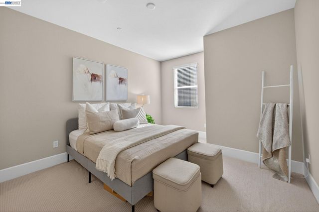 5425 Melissa Ln 221, Dublin, CA 94568