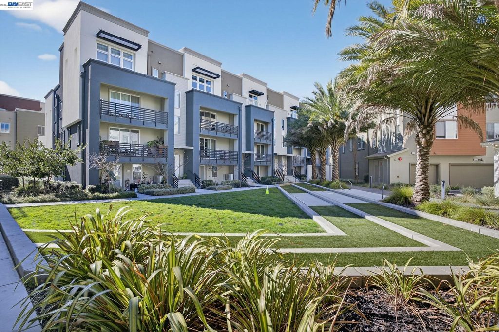 5425 Melissa Ln 221, Dublin, CA 94568