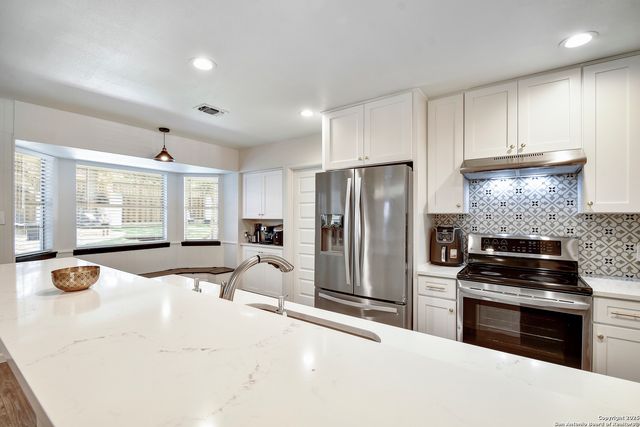 9623 Barcelona, San Antonio, TX 78230