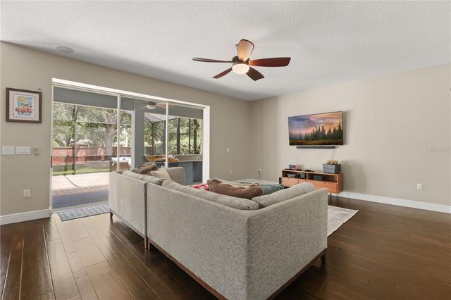 932 LOST GROVE CIRCLE, Winter Garden, FL 34787