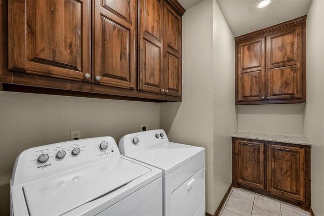 35 Blue Meadow Dr, Elgin, OK 73538