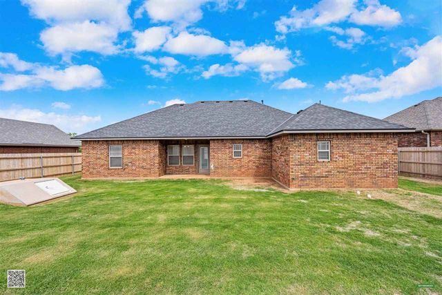 35 Blue Meadow Dr, Elgin, OK 73538