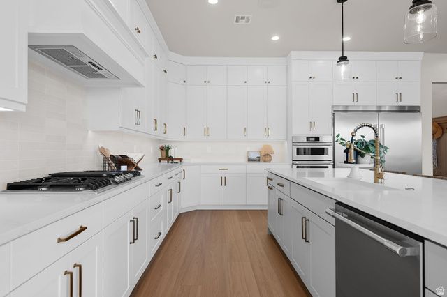 2022 S BLOSSOM WAY, Hurricane, UT 84737