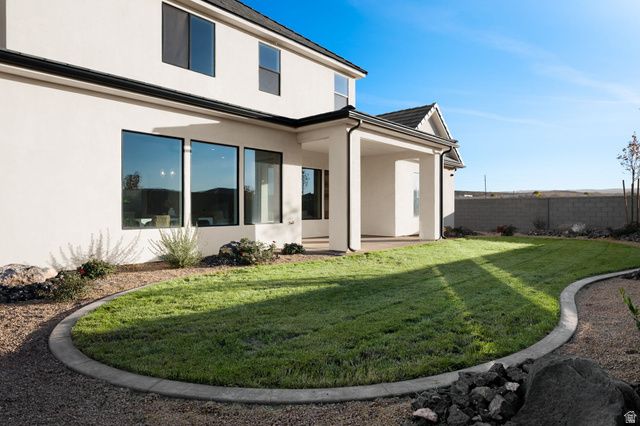 2022 S BLOSSOM WAY, Hurricane, UT 84737