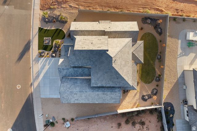 2022 S BLOSSOM WAY, Hurricane, UT 84737