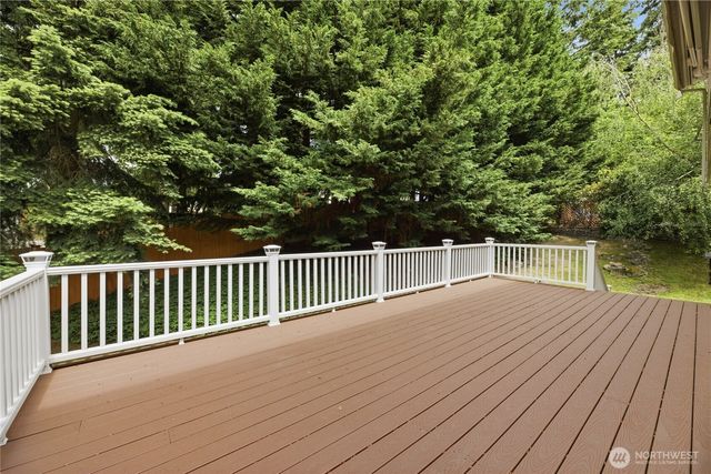 1205 57th Drive SE, Auburn, WA 98092