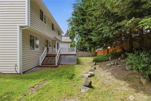 1205 57th Drive SE, Auburn, WA 98092