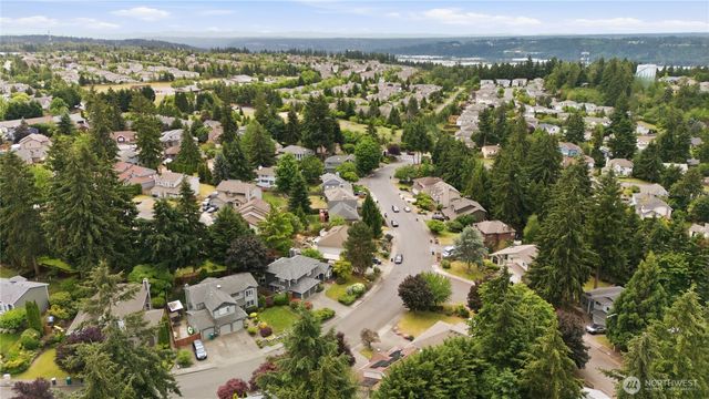 1205 57th Drive SE, Auburn, WA 98092