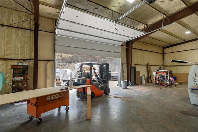 6405 W Trails Rd, Spokane, WA 99224