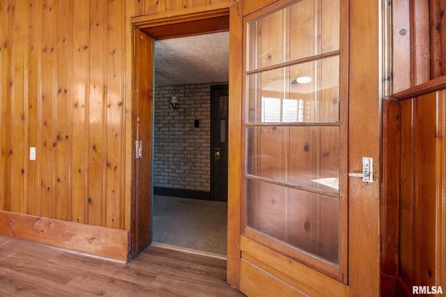 1510 S DIVISION Street, Carterville, IL 62918