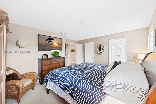 3844 NW 63rd Ter, Coral Springs, FL 33067