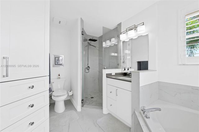 3844 NW 63rd Ter, Coral Springs, FL 33067