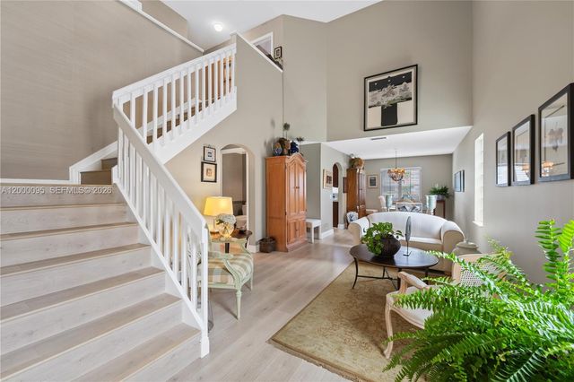 3844 NW 63rd Ter, Coral Springs, FL 33067