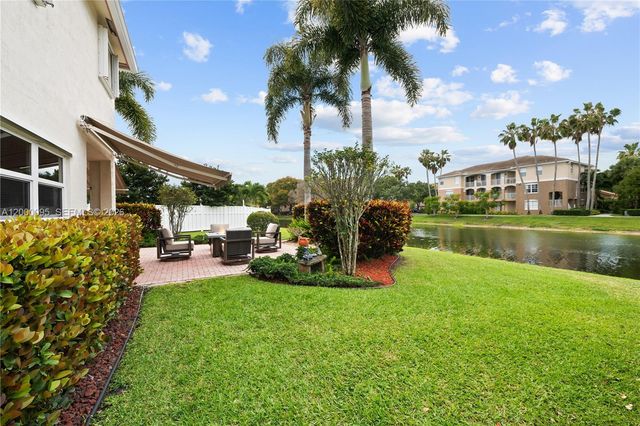 3844 NW 63rd Ter, Coral Springs, FL 33067