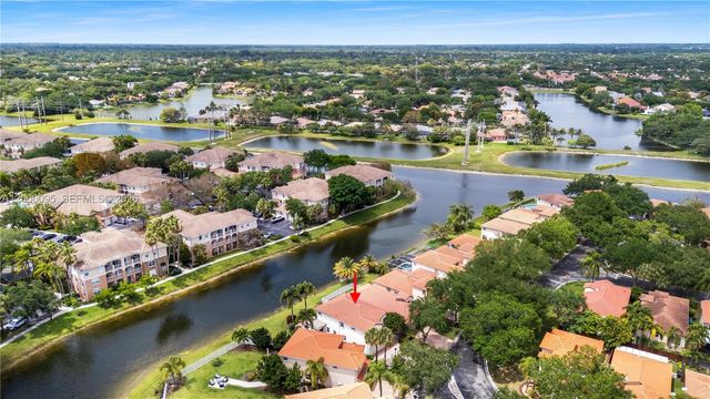 3844 NW 63rd Ter, Coral Springs, FL 33067