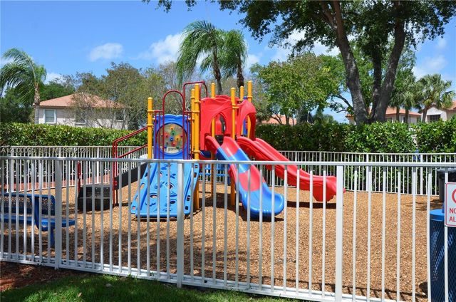 3844 NW 63rd Ter, Coral Springs, FL 33067