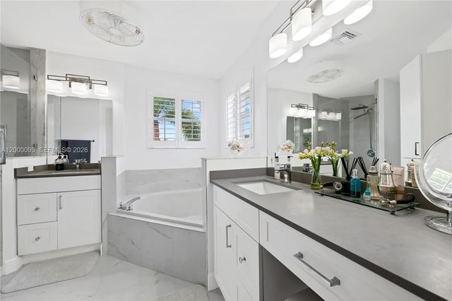 3844 NW 63rd Ter, Coral Springs, FL 33067