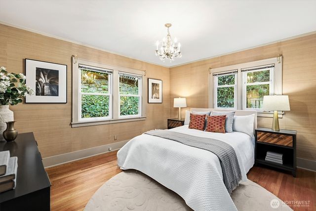 2514 Lake Park Drive S, Seattle, WA 98144