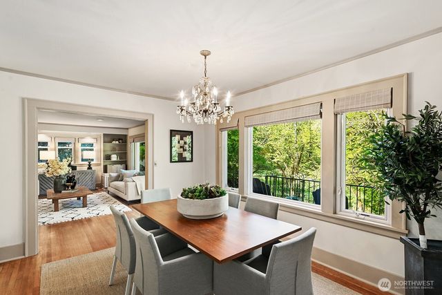 2514 Lake Park Drive S, Seattle, WA 98144