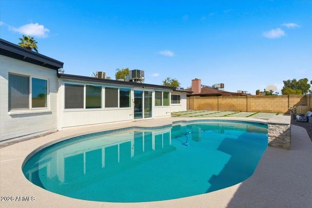 1823 E CORNELL Drive, Tempe, AZ 85283