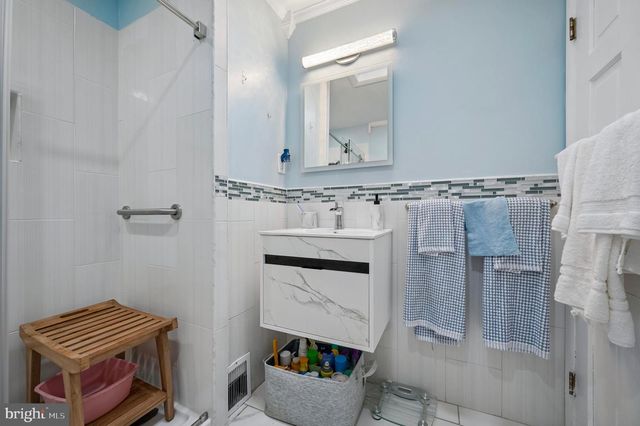 517 PARNELL PL, Philadelphia, PA 19144