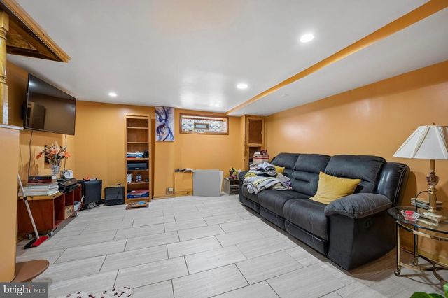 517 PARNELL PL, Philadelphia, PA 19144