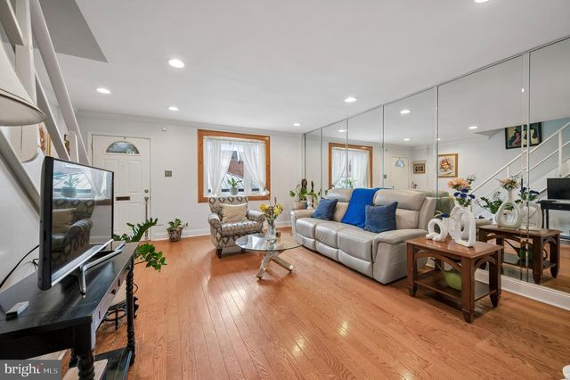 517 PARNELL PL, Philadelphia, PA 19144