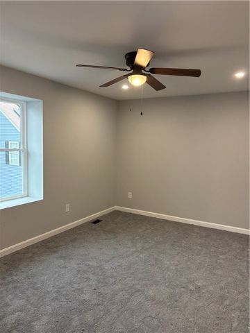 182 Avenue C S6, Woonsocket, RI 02895