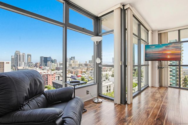 645 Front St 1208, San Diego, CA 92101