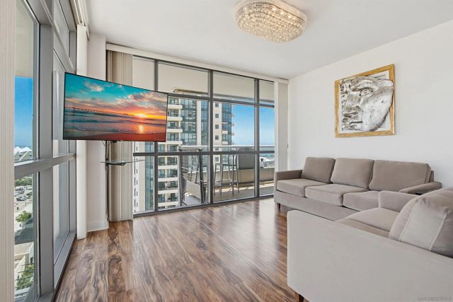 645 Front St 1208, San Diego, CA 92101