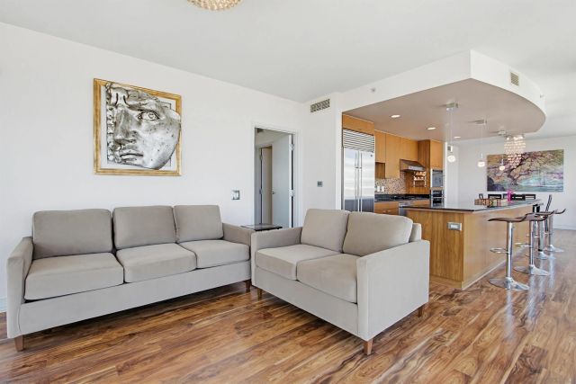 645 Front St 1208, San Diego, CA 92101