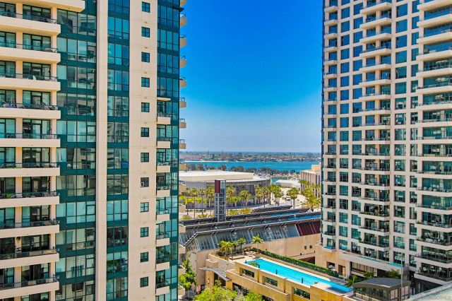 645 Front St 1208, San Diego, CA 92101