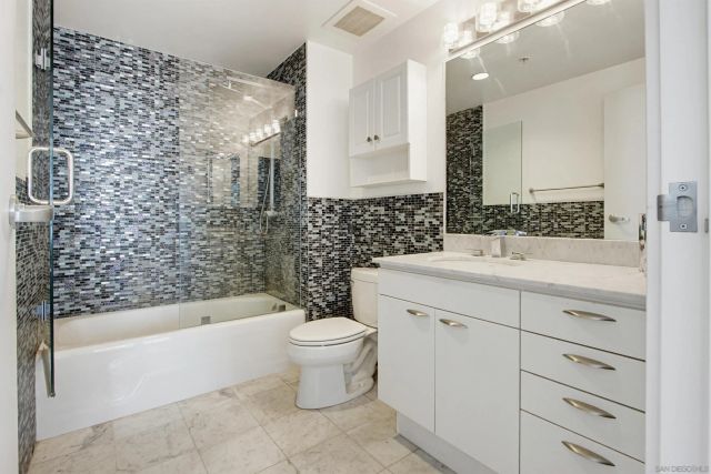 645 Front St 1208, San Diego, CA 92101