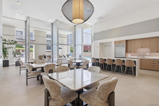 645 Front St 1208, San Diego, CA 92101