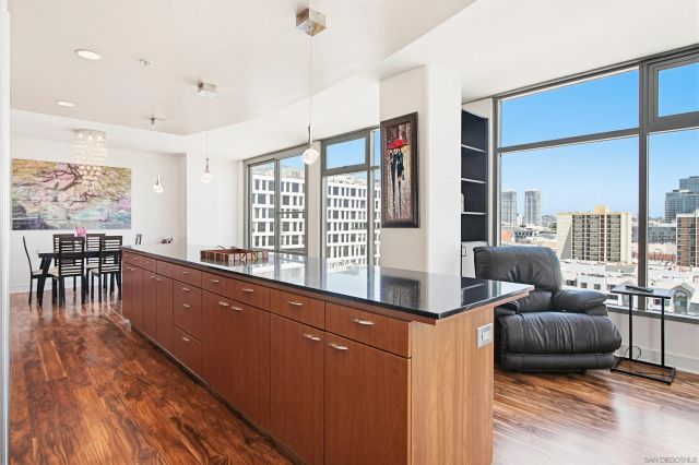 645 Front St 1208, San Diego, CA 92101