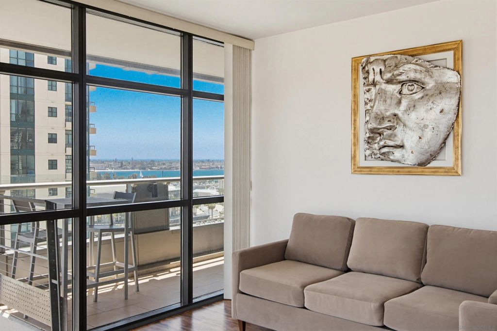 645 Front St 1208, San Diego, CA 92101