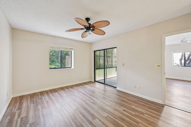 1103 Duncan Circle 104, Palm Beach Gardens, FL 33418