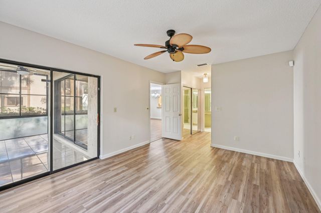 1103 Duncan Circle 104, Palm Beach Gardens, FL 33418