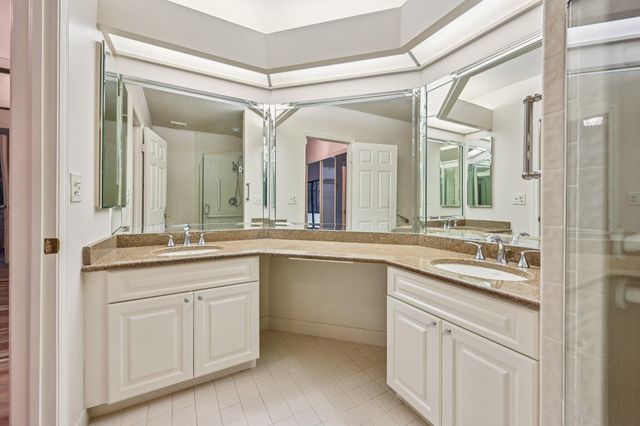 1103 Duncan Circle 104, Palm Beach Gardens, FL 33418