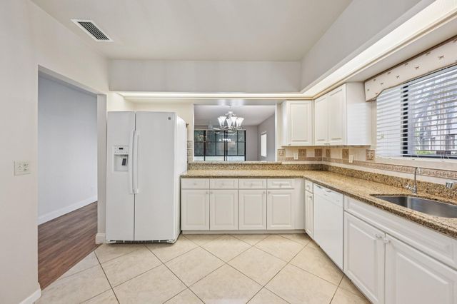 1103 Duncan Circle 104, Palm Beach Gardens, FL 33418
