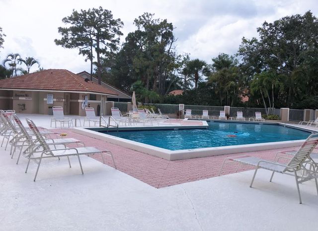 1103 Duncan Circle 104, Palm Beach Gardens, FL 33418