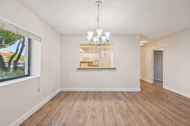 1103 Duncan Circle 104, Palm Beach Gardens, FL 33418