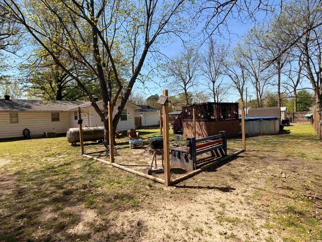 201 School Street, Pollard, AR 72456