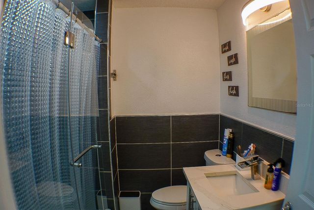 6816 E CREEK DRIVE, Tampa, FL 33615