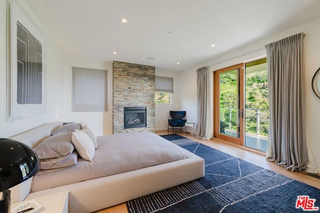 10110 Cielo Drive, Beverly Hills, CA 90210