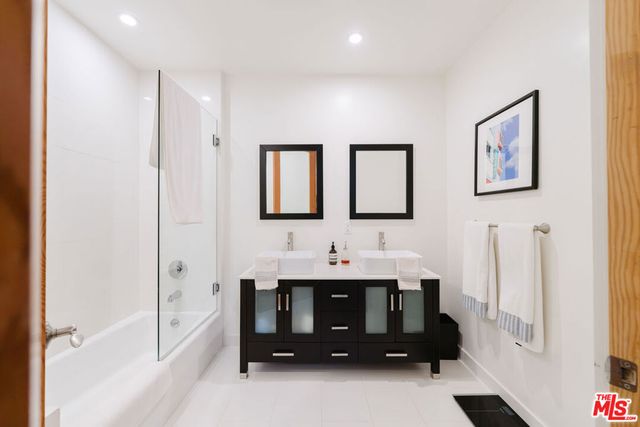 10110 Cielo Drive, Beverly Hills, CA 90210